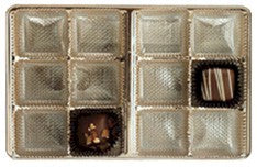 6-15/16 x 4-3/8 x 7/8 (1/2 lb.) Rectangular Candy Tray Gold 12 Cavities 500/Case